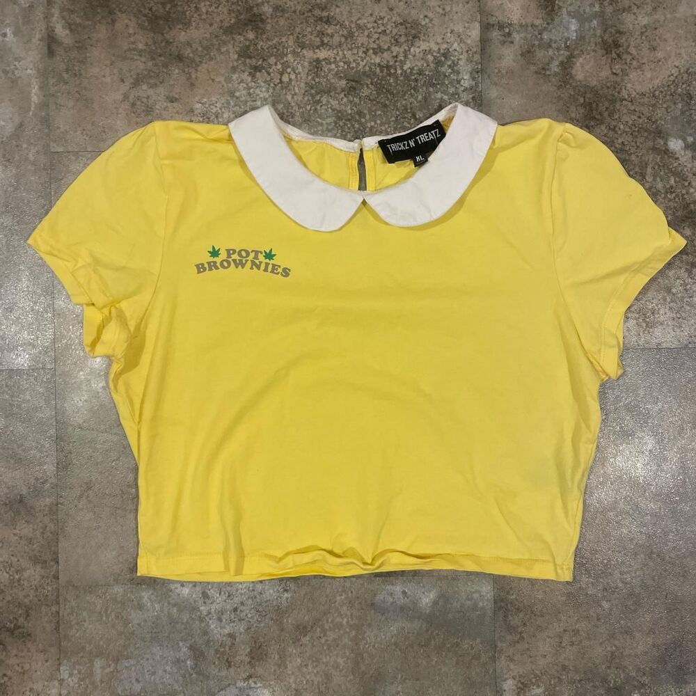 yellow and white collared dollskill crop top size large
